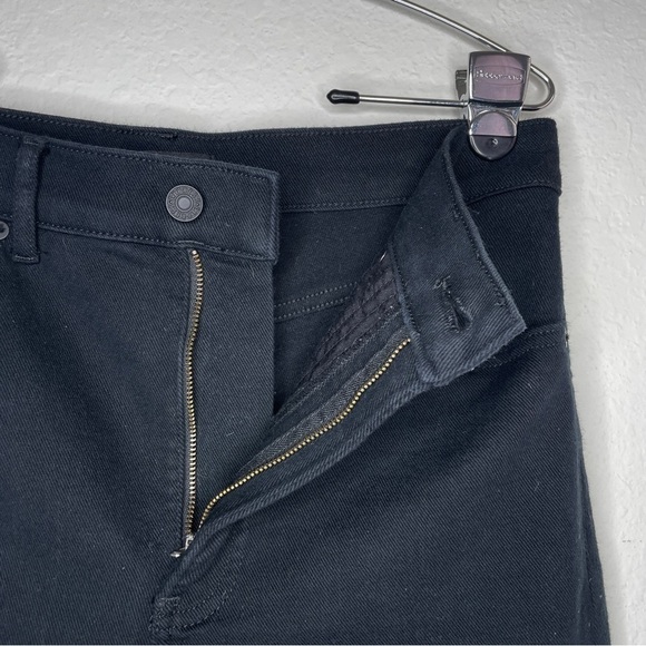 Express Straight Super High Rise Jeans Size 6 Distressed - Picture 6 of 11